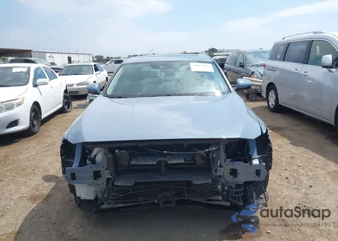 2022 Honda Accord Hybrid Touring z USA, uszkodzony, nr VIN 1HGCV3F95NA029566